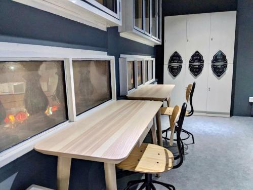 Met A Space Pod @ Chinatown