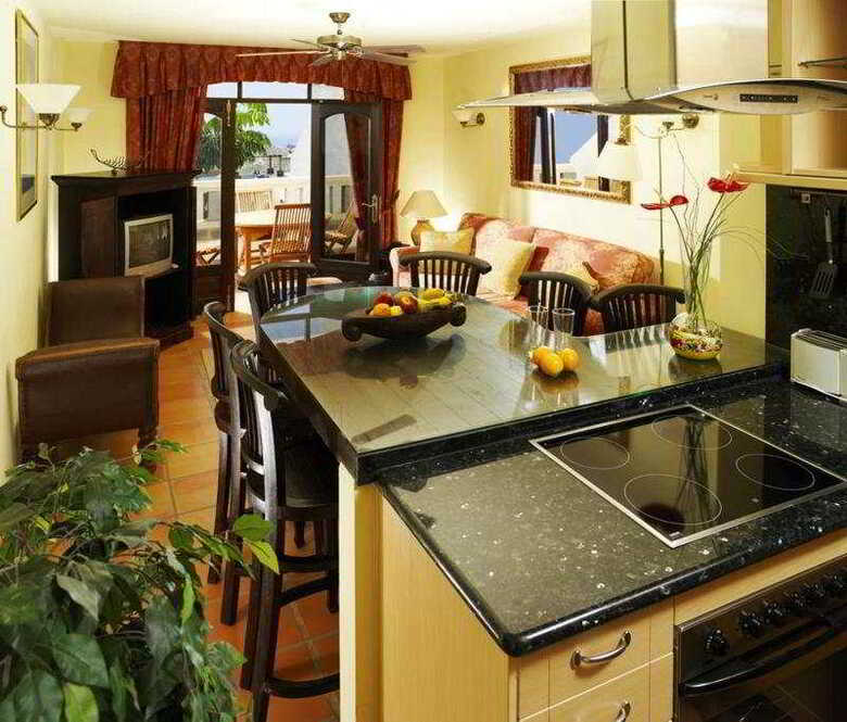 Hotel Regency Country Club