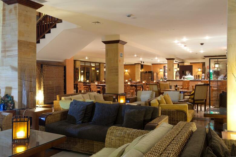 Hotel Regency Country Club