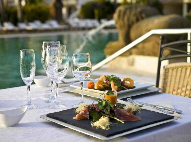 Hotel Regency Country Club