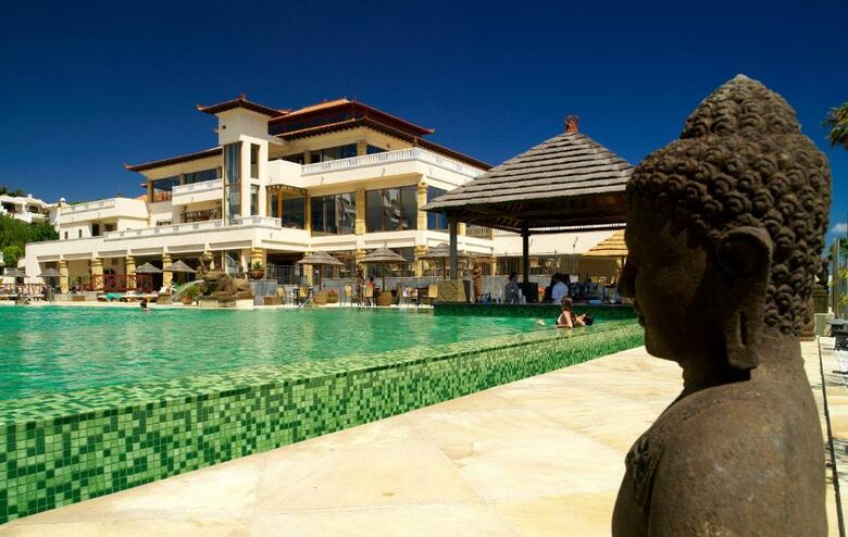 Hotel Regency Country Club