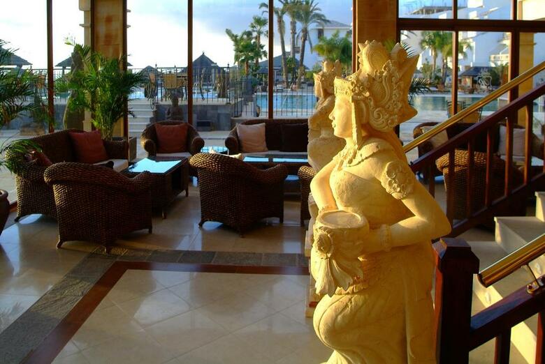 Hotel Regency Country Club