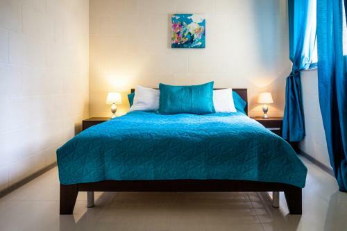 Sea View Apartment Marsalforn