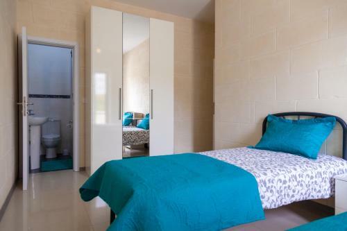 Sea View Apartment Marsalforn