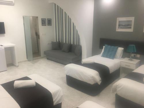 Hostal Buccaneers Boutique Guest House