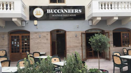 Hostal Buccaneers Boutique Guest House