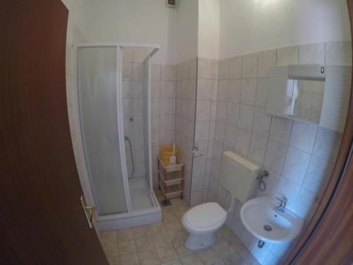 Hostal Triple Room Biograd Na Moru 13281i