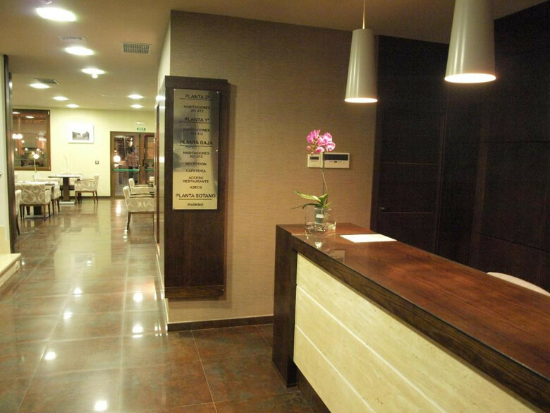 Dinastia Hotel