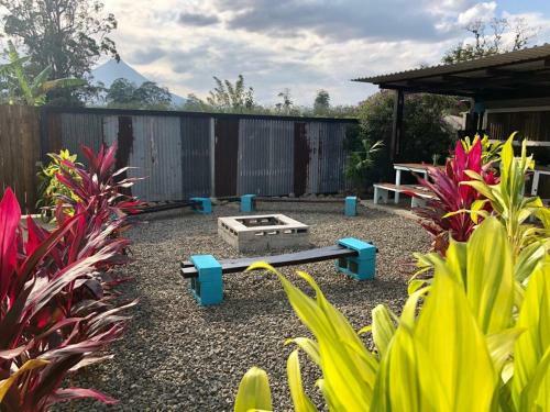 Posada New Coral Bungalow: Arenal View