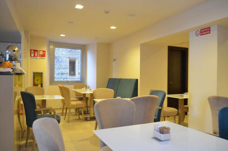 Hotel Tripoli