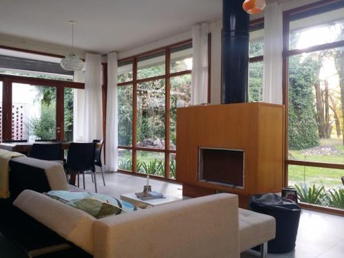 Casa Moderna En El Bosque Peralta Ramos