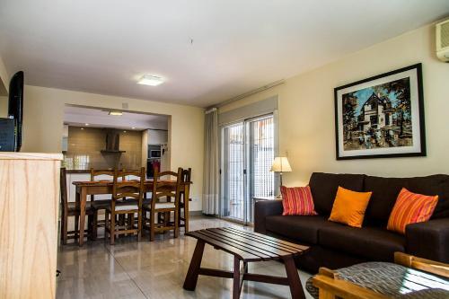 Casa Bodeguero Metros Aristides!