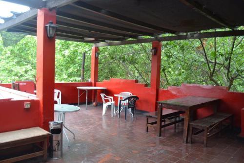 Hostel Bar House