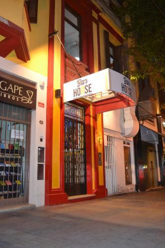 Hostel Bar House