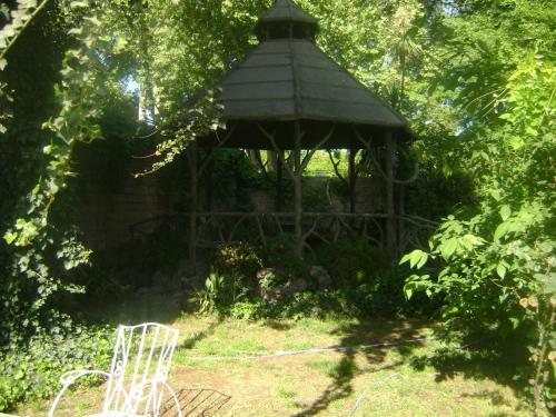 Bed & Breakfast Posada Chalet De Bassi