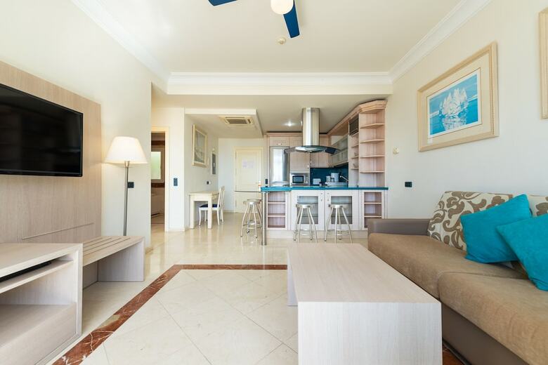Aparthotel Holiday Club Playa Amadores