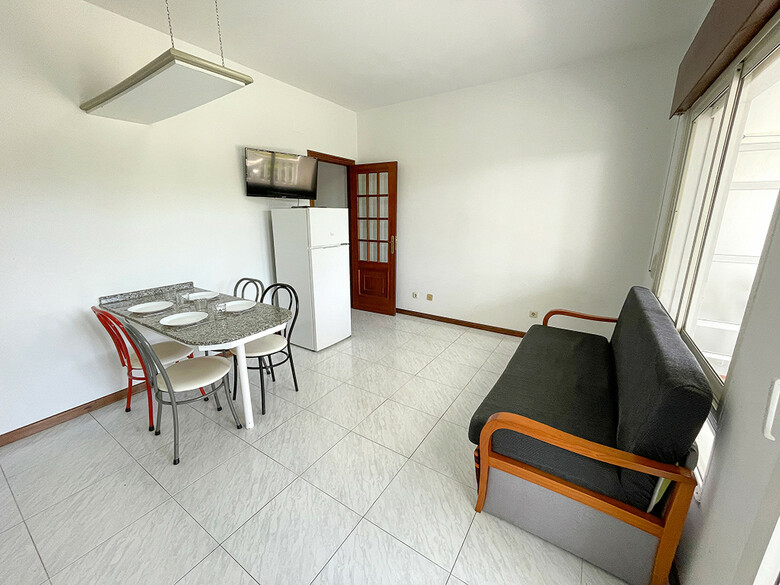 Apartamentos Revo Salinas 3000