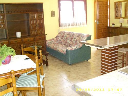 Chalet Calle Urb Calarreona