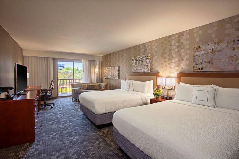 Hotel Courtyard By Marriott San Diego Central