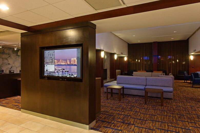 Hotel Courtyard By Marriott San Diego Central