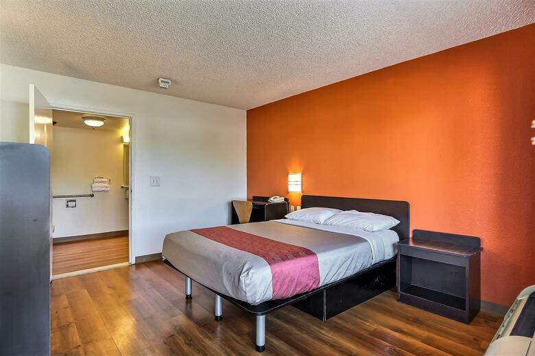 Hotel Motel 6 Oakland - Embarcadero