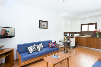 Loutsiana II Hotel Apts