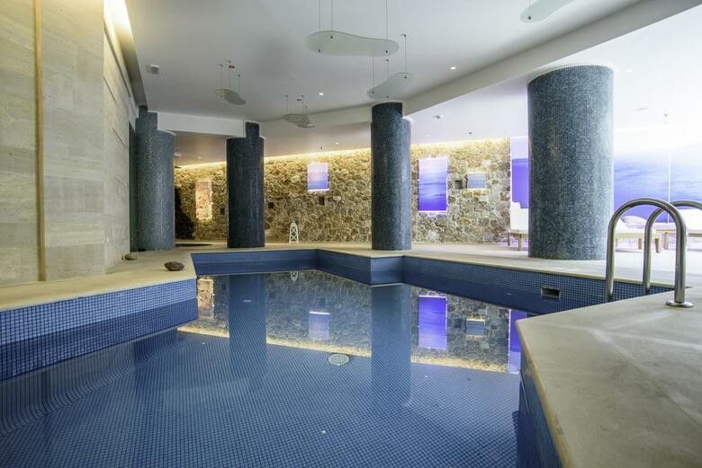 La Mer Deluxe Hotel & Spa