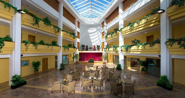 Aparthotel Playas De Liencres