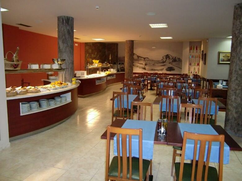 Hotel Petit Palau S�lo Adultos