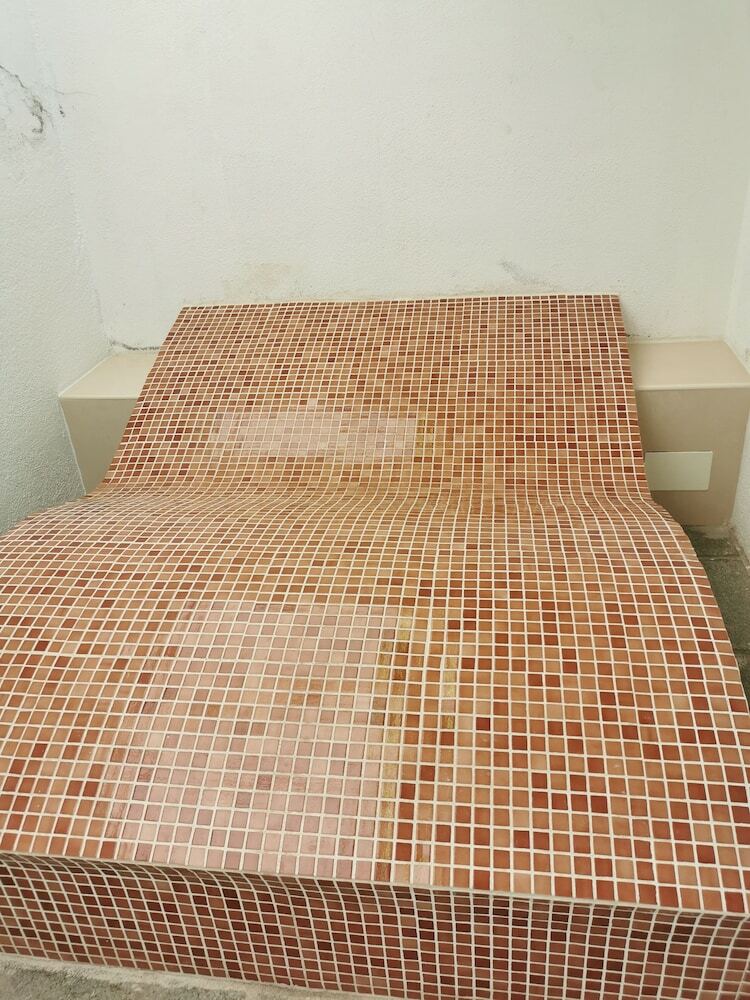 Hotel Petit Palau S�lo Adultos