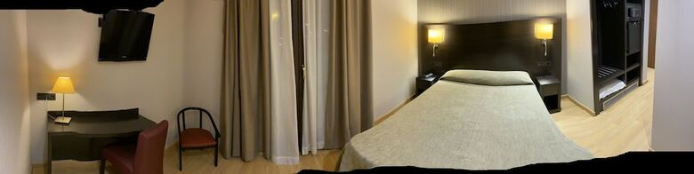Hotel Petit Palau S�lo Adultos
