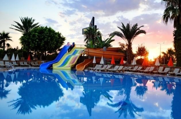 Armas Prestige Hotel