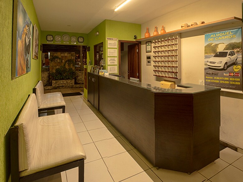 Aparthotel Serantes