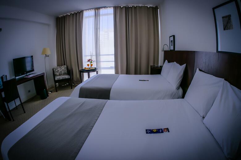 Elegance Hotel