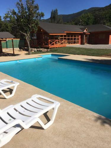 Villa Casa Con Piscina En Olmue
