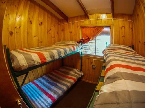 Albergue Hostal Y Caba�as Los �irres