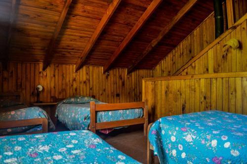 Albergue Hostal Y Caba�as Los �irres
