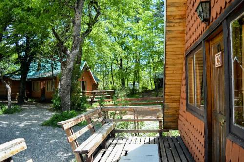 Albergue Hostal Y Caba�as Los �irres