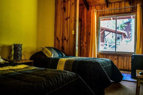 Albergue Hostal Y Caba�as Los �irres