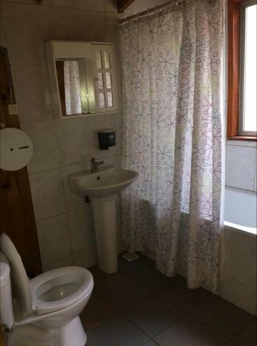 Albergue Hostal Y Caba�as Los �irres