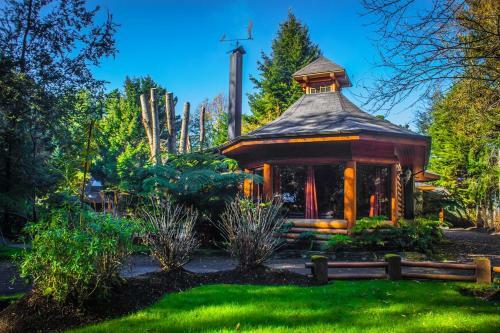 Lodge Caba�as El Dorado Puc�n