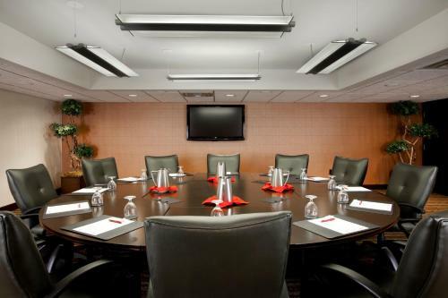 Hotel Crowne Plaza Indianapolis-airp