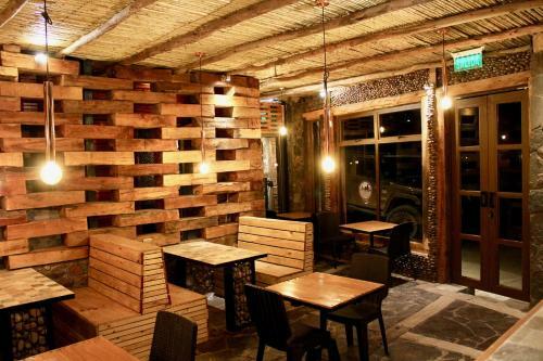 Hotel Y Restaurante La Manada Del Desierto