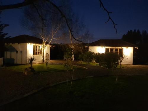 Bed & Breakfast Caba�as Tierra Y Vino