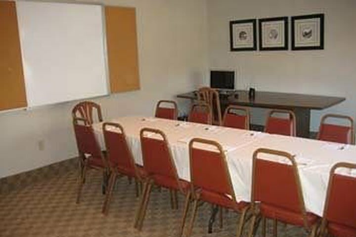 Hotel Days Inn Hyannis
