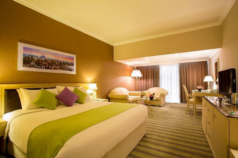 Hotel Holiday Inn Al Salam