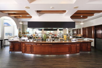 Hotel Sofitel Al Hamra