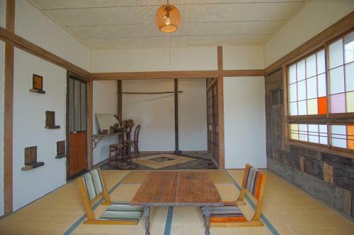 Hostal Hakuba Station Guesthouse En