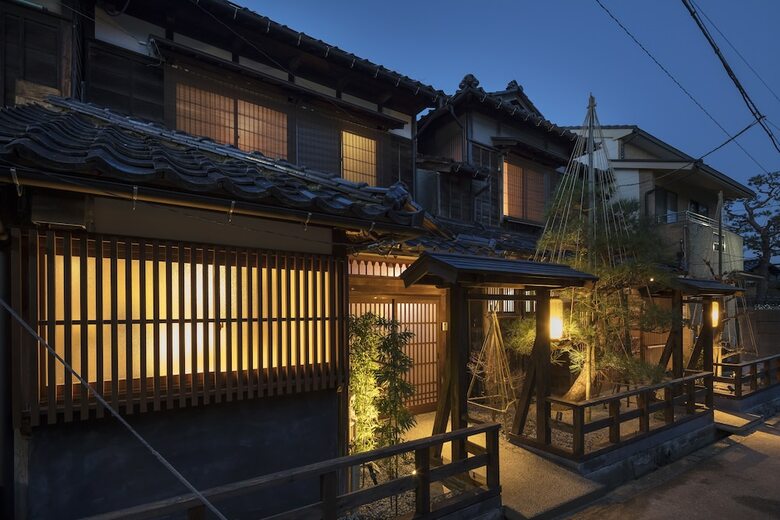 Hikoso-machi Gin No Ma