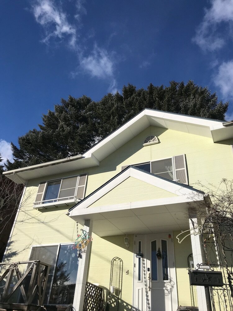 Bed & Breakfast Guesthouse Chaconne Karuizawa